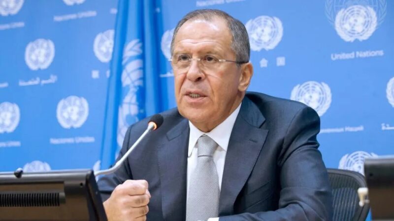 Sergei Lavrov aposta no ‘instinto de autopreservação’ ocidental para evitar uma guerra contra a Rússia