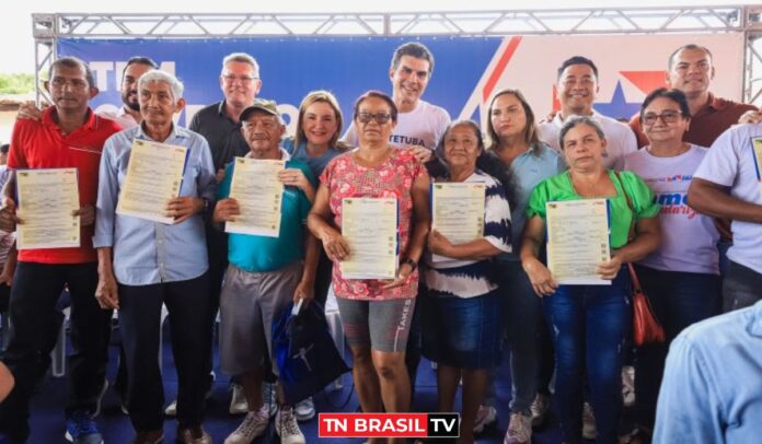 Lu Ogawa em agenda com o governador Helder Barbalho: "Dedicação e sensibilidade em prol do nosso povo"