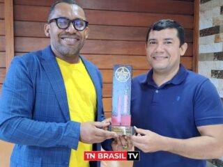 Professor Éder Pantoja recebe Prêmio Destaque TN Brasil TV 2023