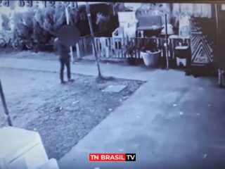 IMAGENS FORTES: Mulher é assassinada na frente do filho em MT