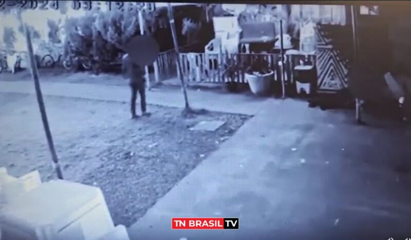 IMAGENS FORTES: Mulher é assassinada na frente do filho em MT