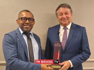 Deputado estadual Eliel Faustino, do União Brasil, recebe Prêmio Alepa em Foco 2023