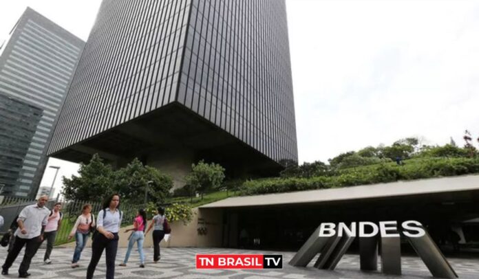 Como funciona o financiamento do BNDES para obras em países estrangeiros