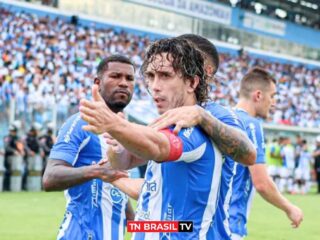 Paysandu bate o Bragantino por 3x1 e avança para semifinas; enfrentará o Águia de Marabá