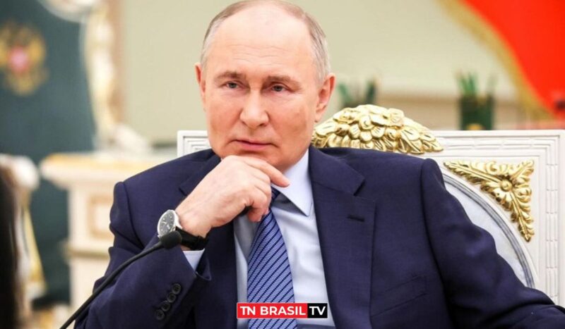 Com 87,8% dos votos Putin vence as eleições e é o presidente mais longevo da Rússia