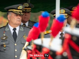 Ex-comandante do Exército confirma reunião para discutir "minuta golpista"; a coisa se complica