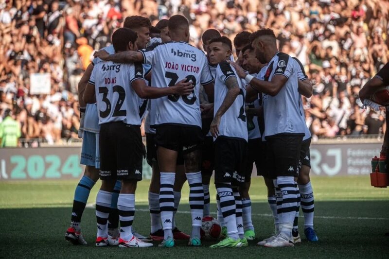 Diante de 60 mil torcedores Vasco não resiste e cai diante do Nova Iguaçu, no Maracanã