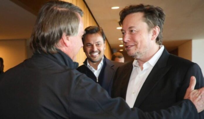 Bolsonaro cancela entrevista com Elon Musk por conflito entre Israel e Irã