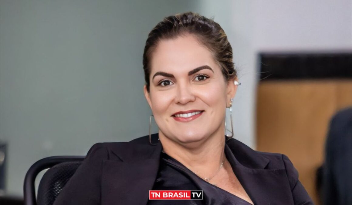 Tatiane Helena propõe projeto que regulamenta fios em postes de energia em Paragominas