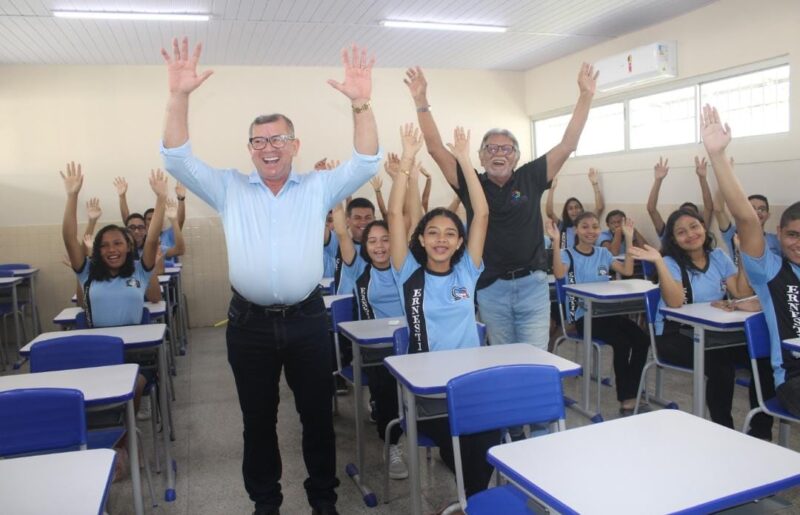 Professor Bil cumpre agenda em Moju com o governador Helder Barbalho