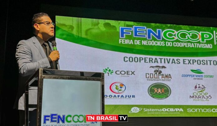 Deputado Fábio Freitas na Feira de Negócios do Cooperativismo: "vitrine excepcional"