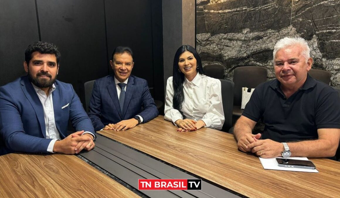 Deputada Diana Belo e chefe da Casa Civil discutem projetos para Mãe do Rio