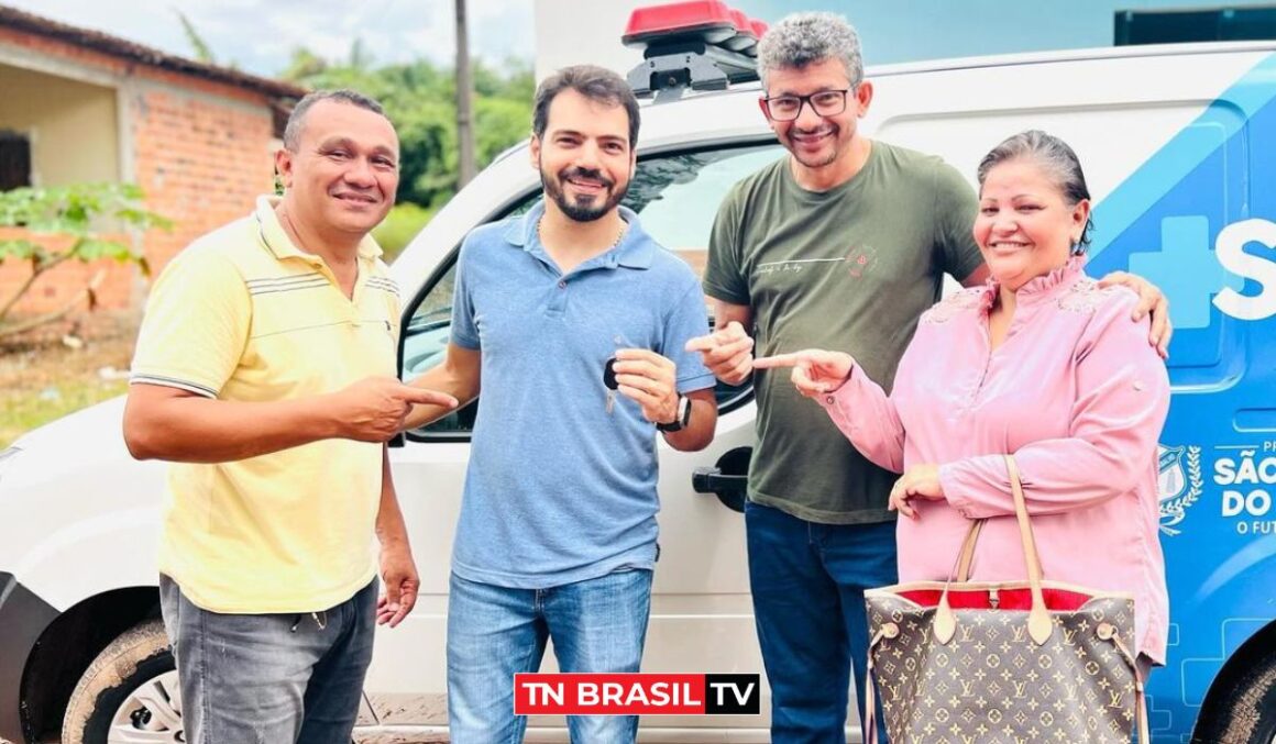 Prefeito Eduardo Pio X entrega ambulância para a zona rural de São Miguel do Guamá