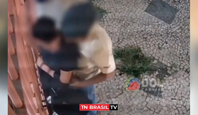 ASSISTA: homem de 31 anos é estuprado quando saia de casa