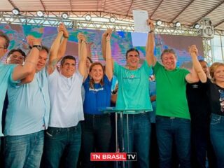 Deputado Eliel Faustino participa da assinatura da 'OS' para início das obras dos novos viadutos de Ananindeua