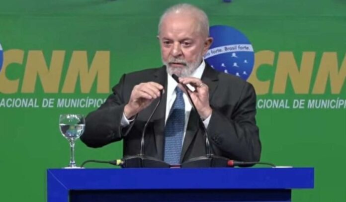 Lula a prefeitos: Não percam a civilidade com as eleições municipais