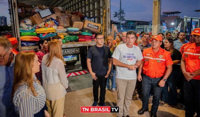 Mais de 20 toneladas: Deputado Fábio Freitas acompanha envio de donativos para vítimas das enchentes no RS