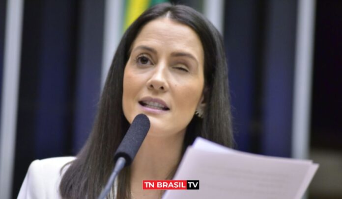 Deputada federal Amália Barros (PL) morre aos 39 anos em São Paulo