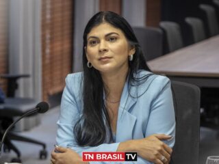 Deputada Diana Belo e a Comissão de Divisão Administrativa do Estado, Assuntos Municipais e Tributação