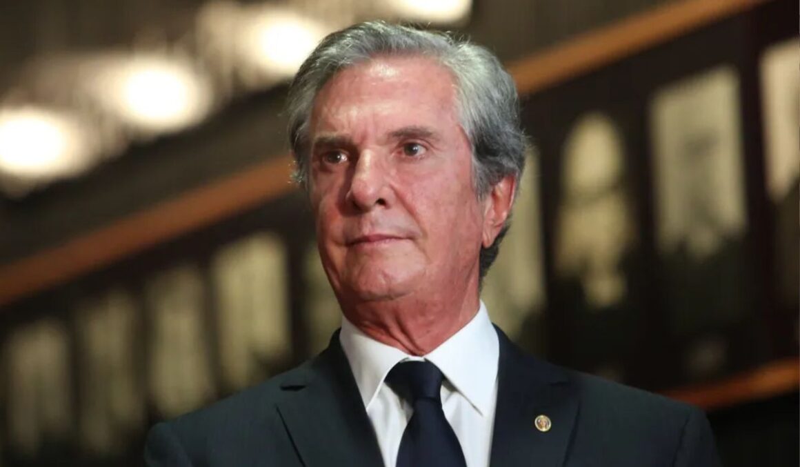 Gilmar Mendes pede vista e suspende análise de recurso de Collor contra condenação