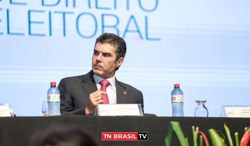 Governador Helder Barbalho defendeu a democracia e combate às fake news em congresso de Direito Eleitoral