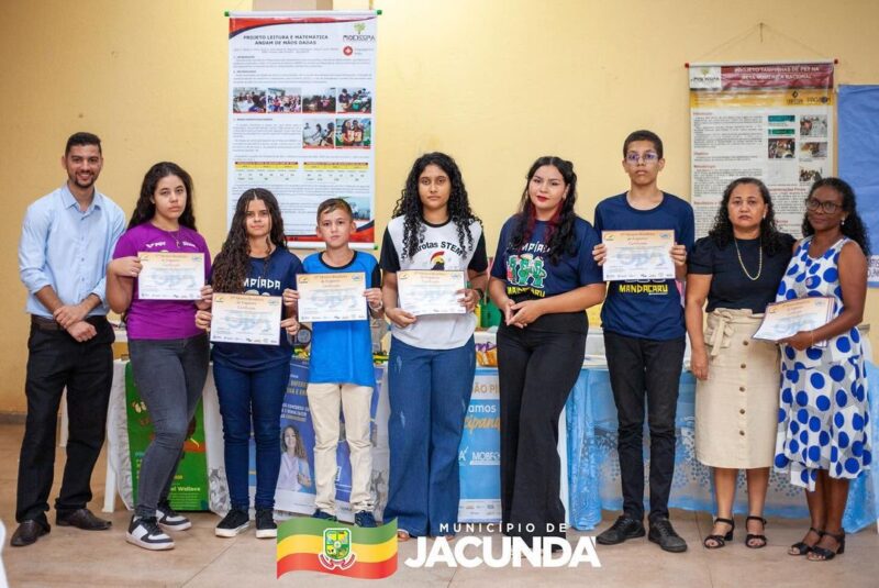 Compromisso com a educação: Prefeitura de Jacundá homenageia jovens talentos