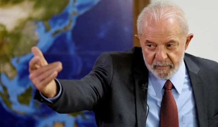 Governo Lula investe R$ 425 milhões em catadores e cobra ministros para 'acontecer'