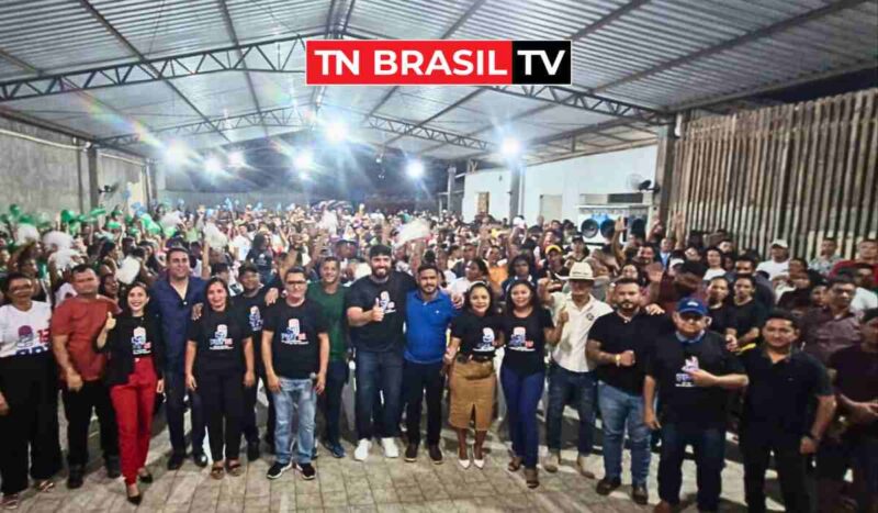 PDT lota o Espaço Show e lança candidatos a vereador em Tailândia