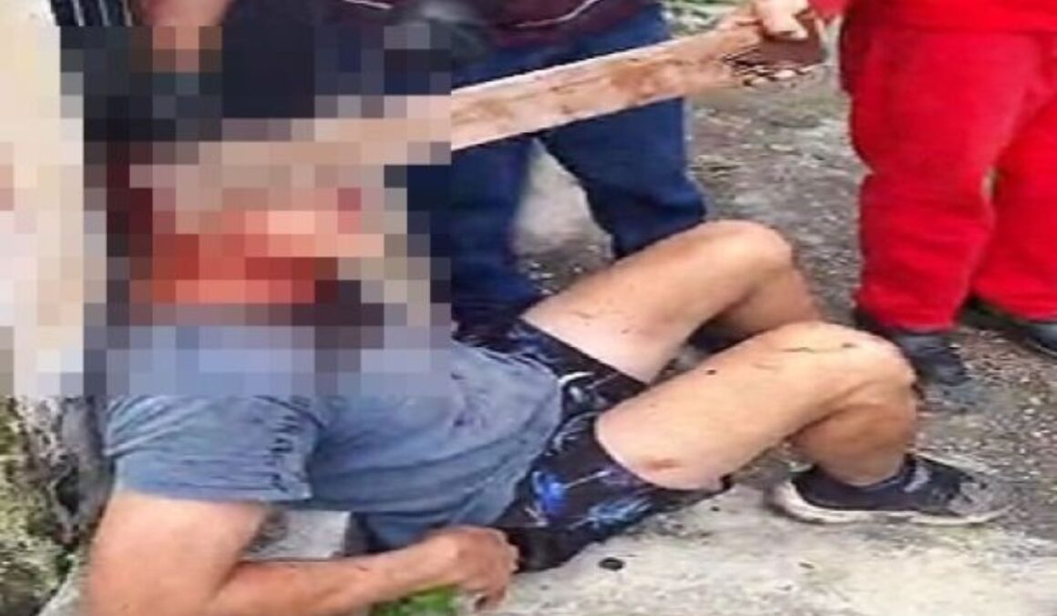 IMAGENS FORTES: Populares espancam homem acusado de abusar de criança
