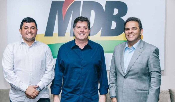 Deputado Renato Oliveira participa de reunião estratégica do MDB em Brasília