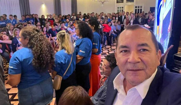 Elias Santiago participa de cerimônia de adesão do Pará ao programa "Acredita no Primeiro Passo"