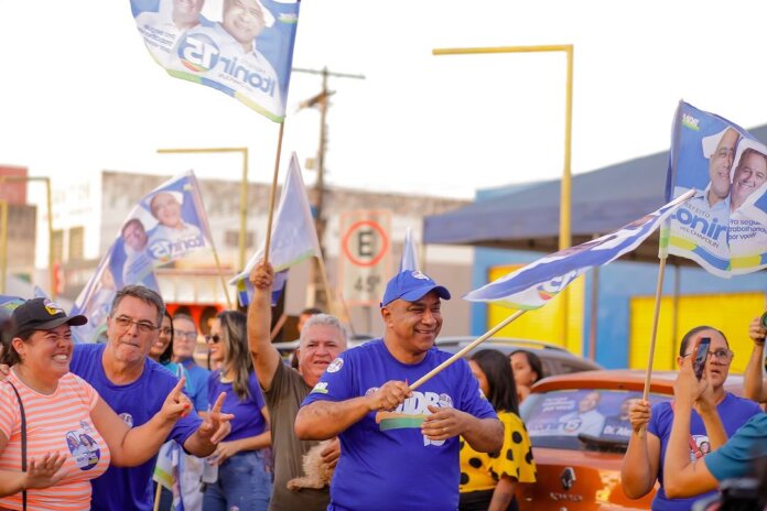 Grande adesivaço abre campanha de Itonir Tavares (MDB) em Jacundá