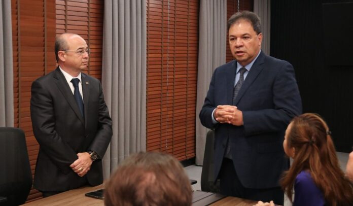 Presidente Chicão recebe o presidente da Unale, o deputado estadual pelo Ceará, Sérgio Aguiar