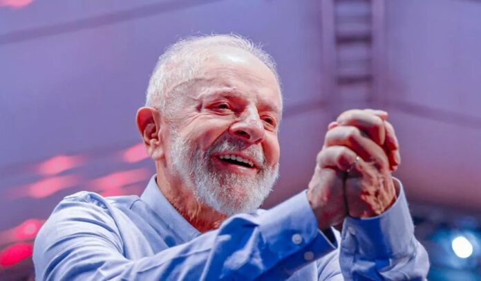 Lula comemora 79 anos; história de lutas, superação e vitórias