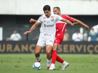 Santos é derrotado pelo CRB por 2 a 0 na Vila Belmiro