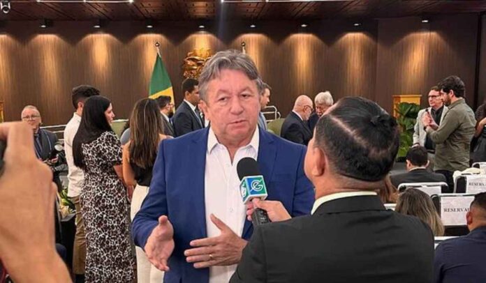 "Parceria importante para o legislativo", afirma Eliel Faustino em encontro Interlegis