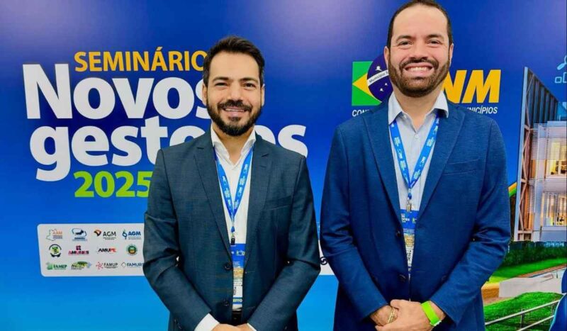 Prefeitos Eduardo Pio X e Pio X Jr. participam de seminário em Brasília para fortalecer gestões municipais