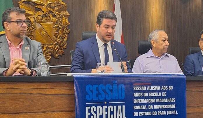 Deputado O curso de enfermagem traz humanização e relevância social”, diz Ronie Silva em sessão especial