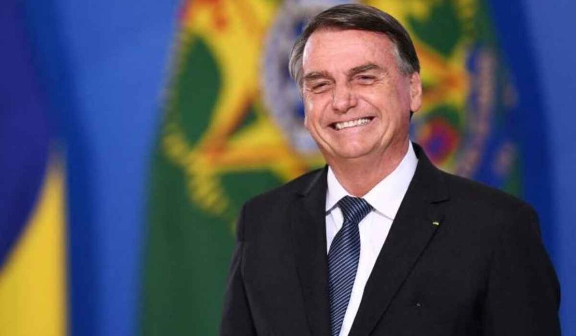 Minuta do golpe é baseada na Constituição, diz Bolsonaro