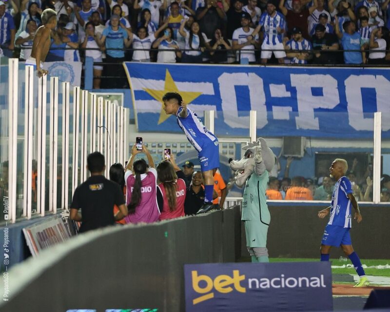 Por 1x0, Paysandu vence Brusque e confirma permanência na Série B