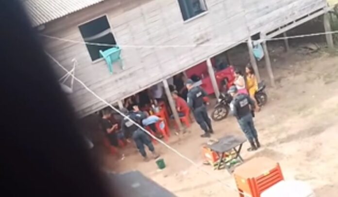 Violência policial no Pará? Policiais são agredidos, mas evitam tragédia