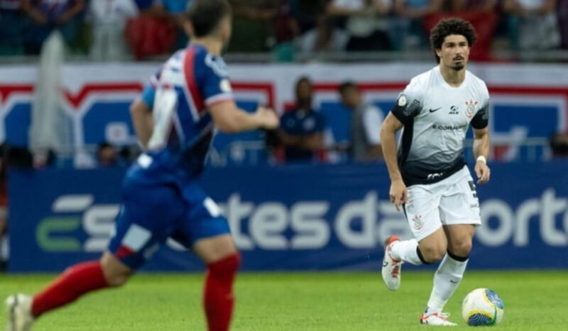 Corinthians e Bahia duelam em confronto decisivo