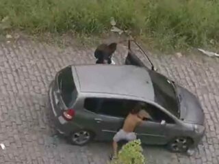 IMAGENS FORTES: Bandidos jogam corpo de PM em carro e soltam em ladeira