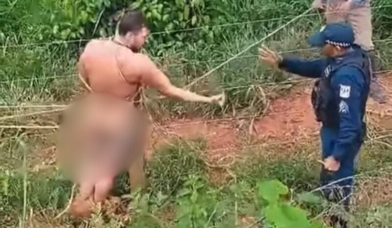 ASSISTA o vídeo: suposto policial é preso só de cueca em cerca