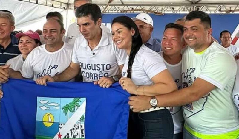 Renato Oliveira esteve presente em entrega da PA-462 em Augusto Corrêa