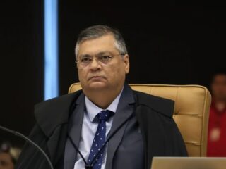 deputados ministro Flávio Dino mantém bloqueio de R$ 4,2 Bilhões em emendas e cobra transparência da Câmara