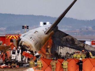 Acidente aéreo na Coreia do Sul: Colisão com pássaros causa queda de Avião e deixa 179 mortos