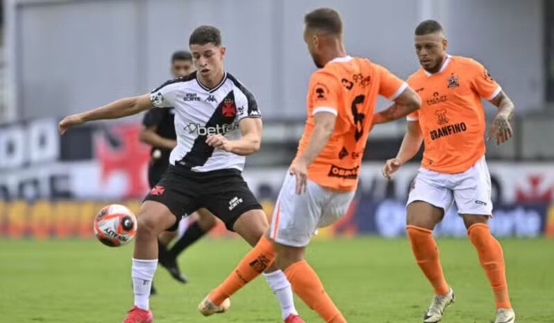 Vasco empata com Nova Iguaçu na estreia do Carioca 2025