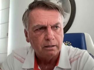 Bolsonaro diz que seria fácil dar golpe em 2022: "Quero ver o day after"