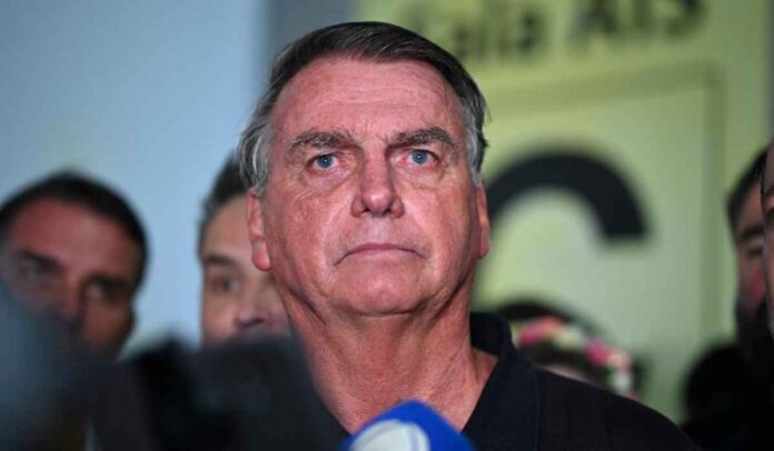 Estou preparado para ouvir a PF tocar a campainha, diz Bolsonaro